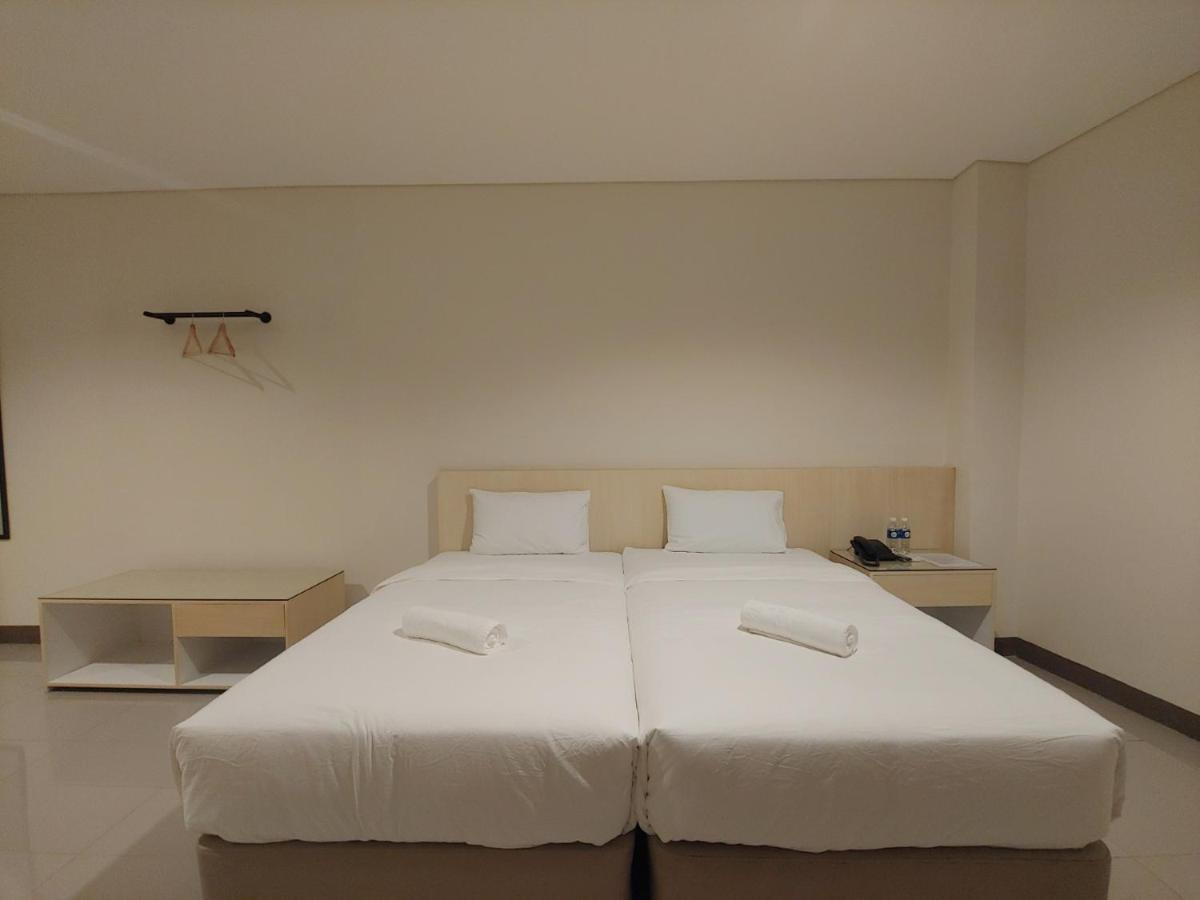 Kaizen Suites Manila Eksteriør bilde