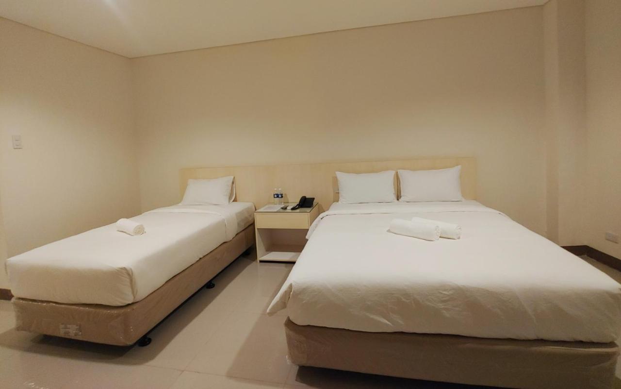 Kaizen Suites Manila Eksteriør bilde