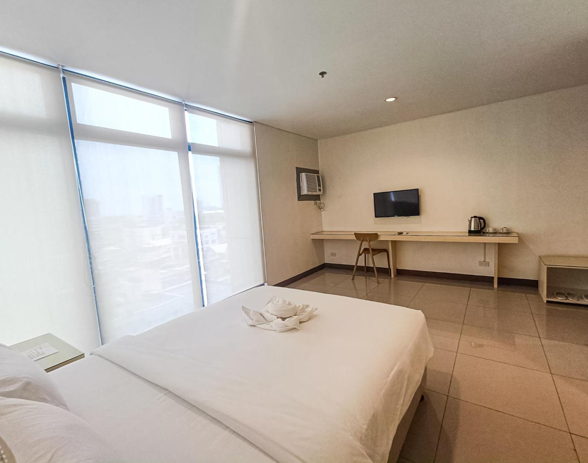 Kaizen Suites Manila Eksteriør bilde