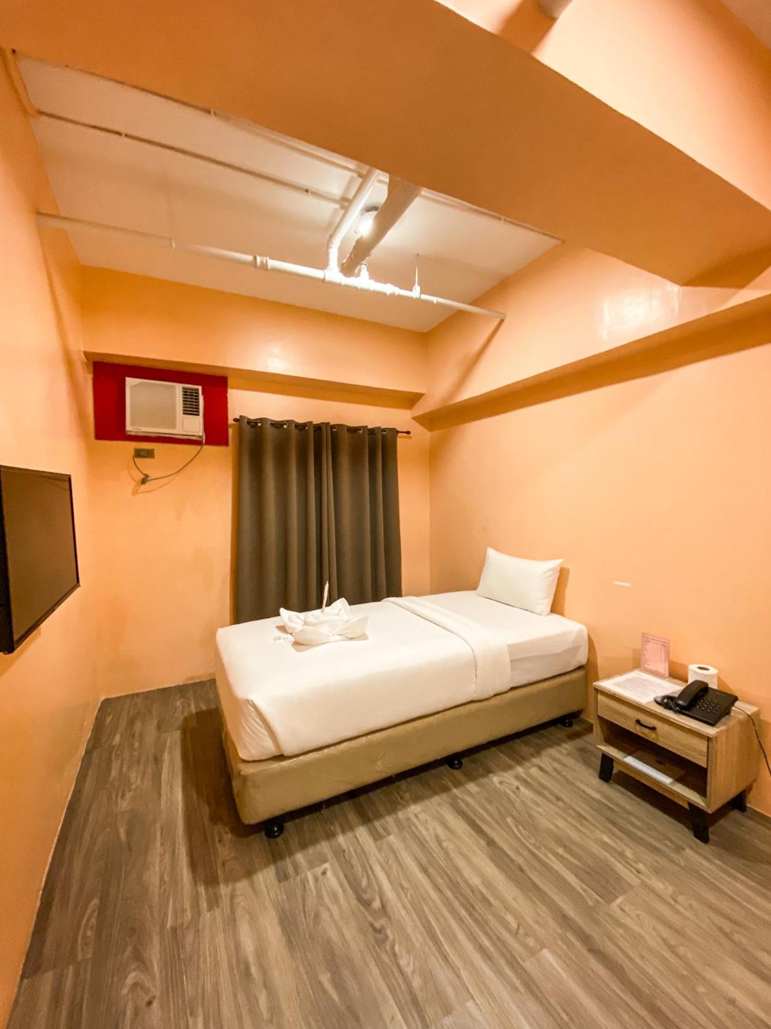 Kaizen Suites Manila Eksteriør bilde