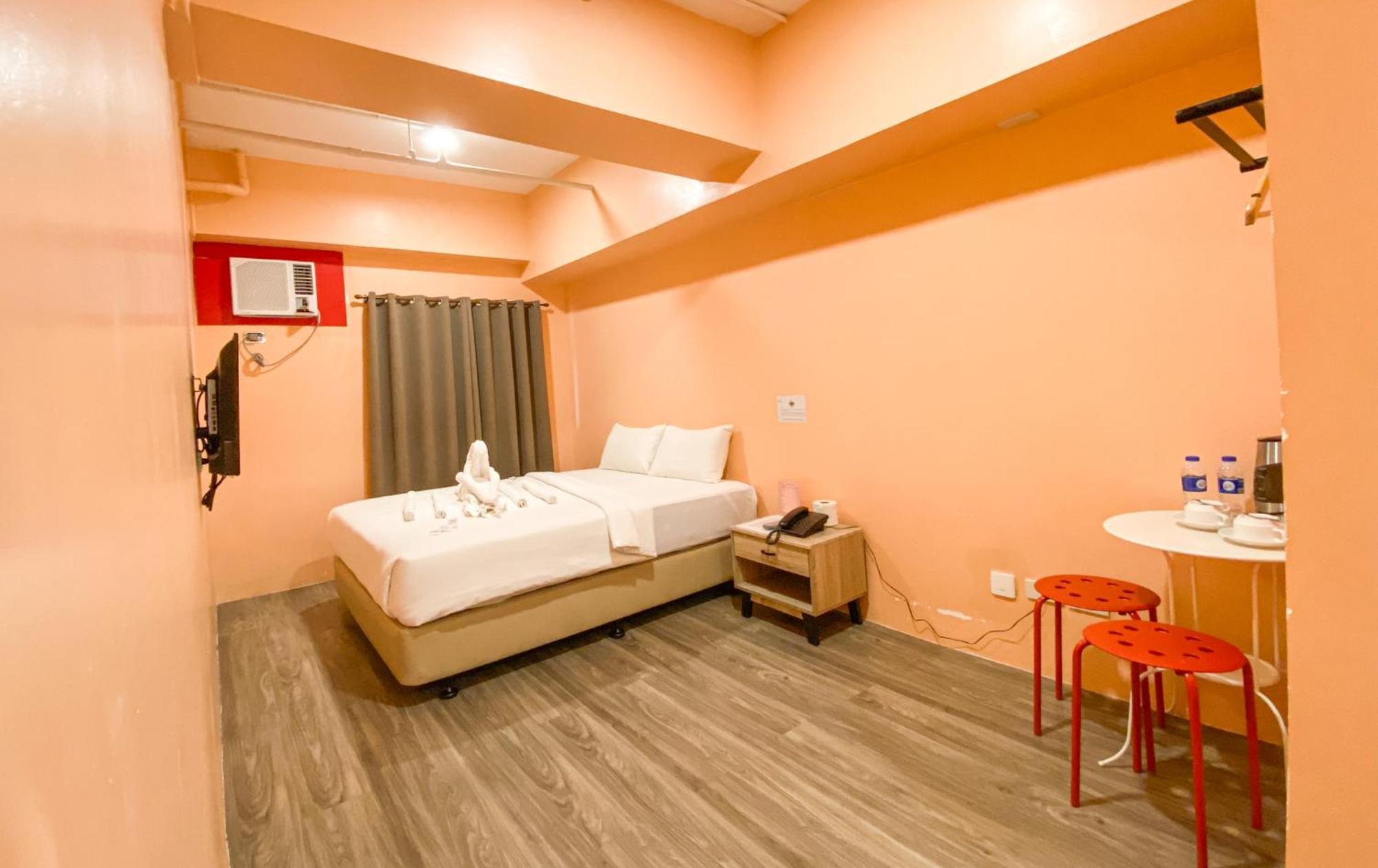 Kaizen Suites Manila Eksteriør bilde